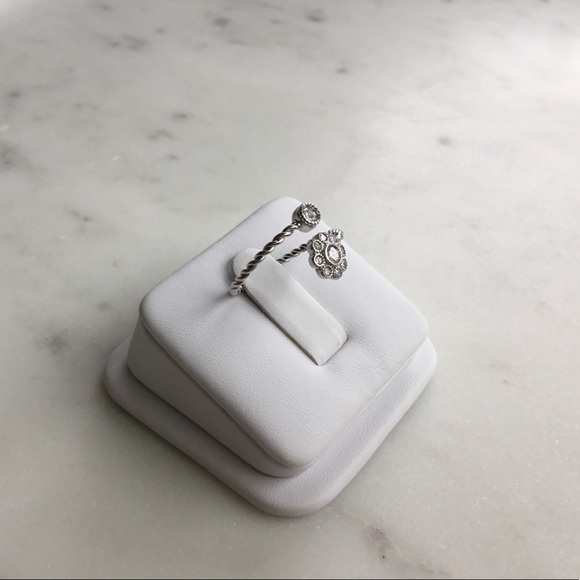 Clearance $15 Firm! Cz Flower Twisted Sterling Silver Ring - Picture 7 of 16